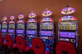 itcbet777 mobile app interface showing slot game tiles and account dashboard